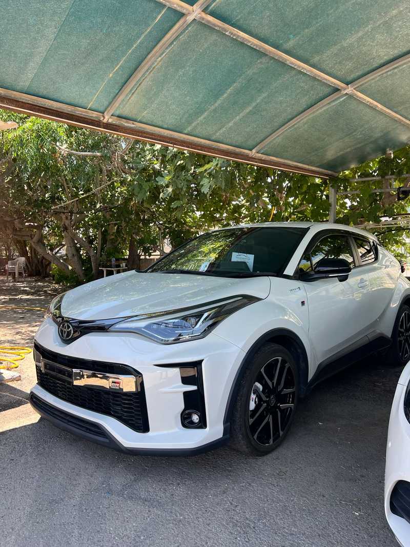 2021 Toyota C-HR 1,8L 2021 Cyprus