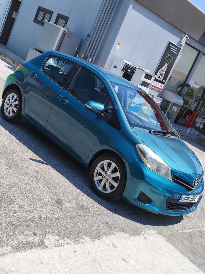 2014 Toyota Yaris 1,4L 2014 Cyprus