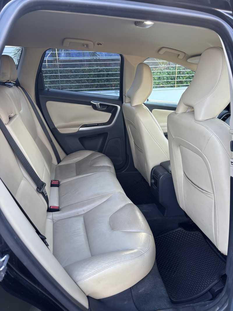 2014 Volvo XC60 2,0L 2014 Cyprus