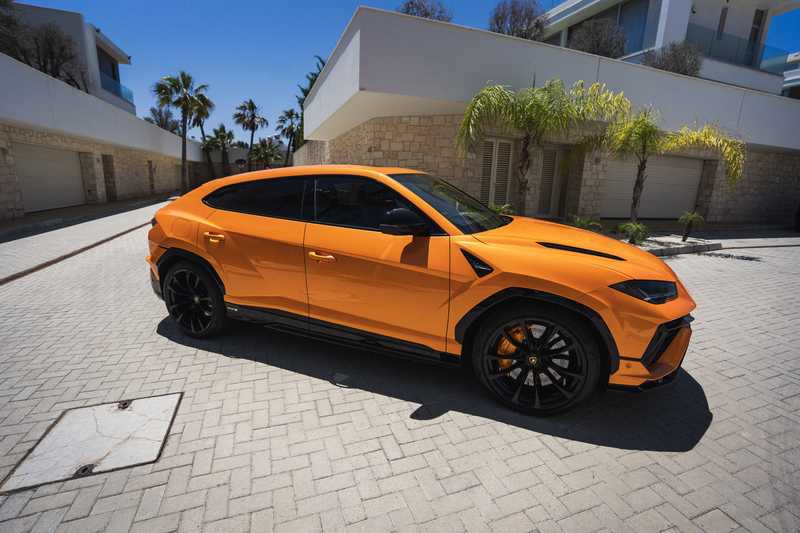 2024 Lamborghini Urus 4,0L 2024 Cyprus