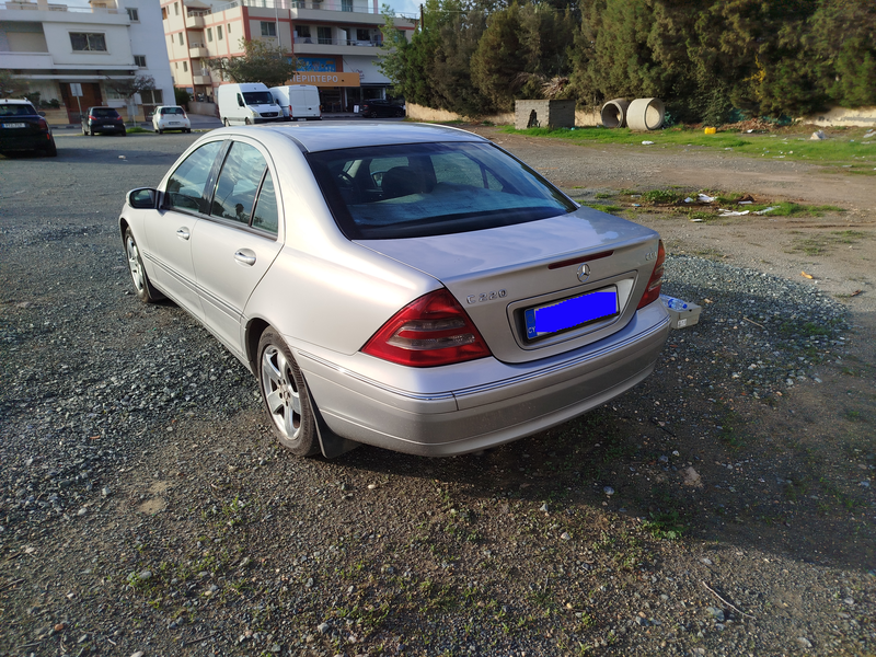2001 Mercedes-Benz C-Class 2,2L 2001 Cyprus