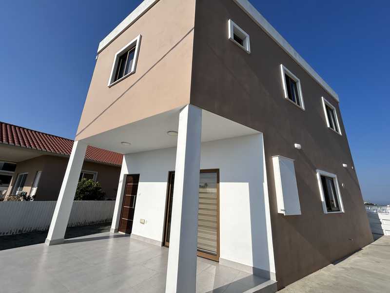 3-bedroom detached house to rent