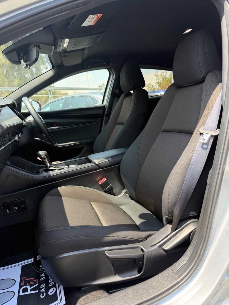 2023 Mazda 3 1,5L 2023 Cyprus