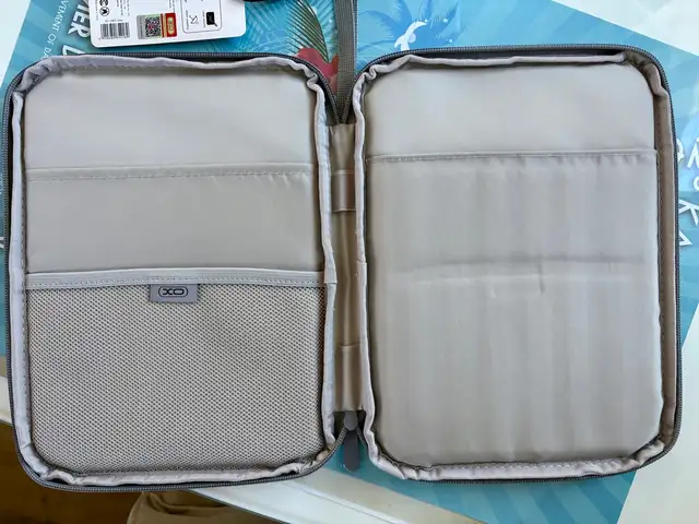 Case for tablet up to 10.9 inches, Limassol — Limassol - Mesa Geitonia