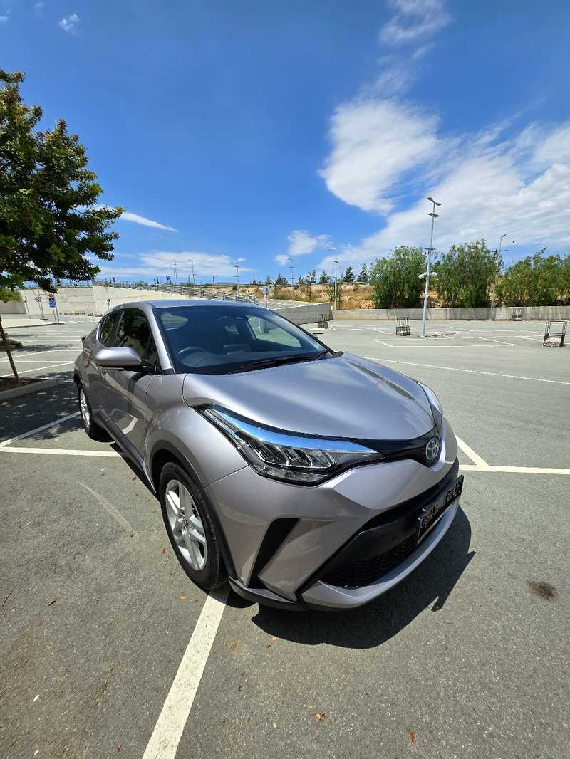 Toyota C-HR 1,8L 2021