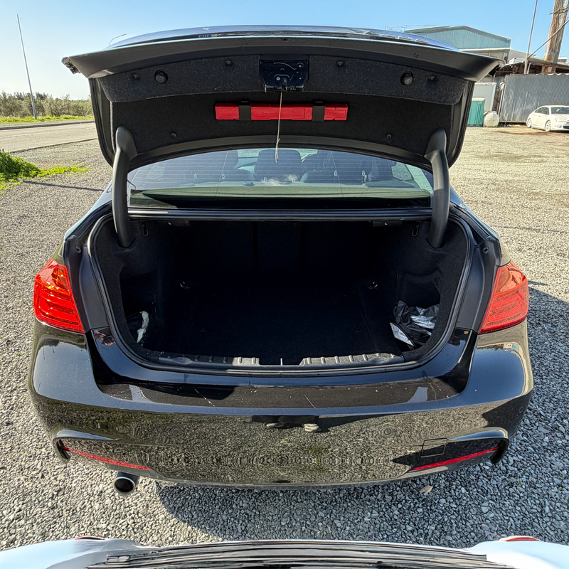 2012 BMW 3-Series 2,0L 2012 Cyprus