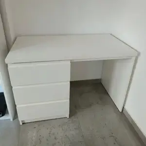 Office desk, Επαρχία Λευκωσίας — Λευκωσία - Λυκαβηττός