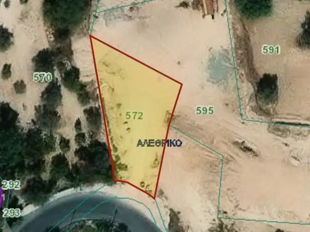 Residential Plot 3847 m², Larnaca — Alethriko