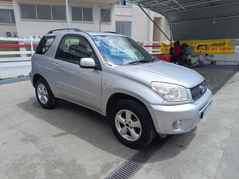 2004 Toyota RAV4 2,0L 2004 Cyprus