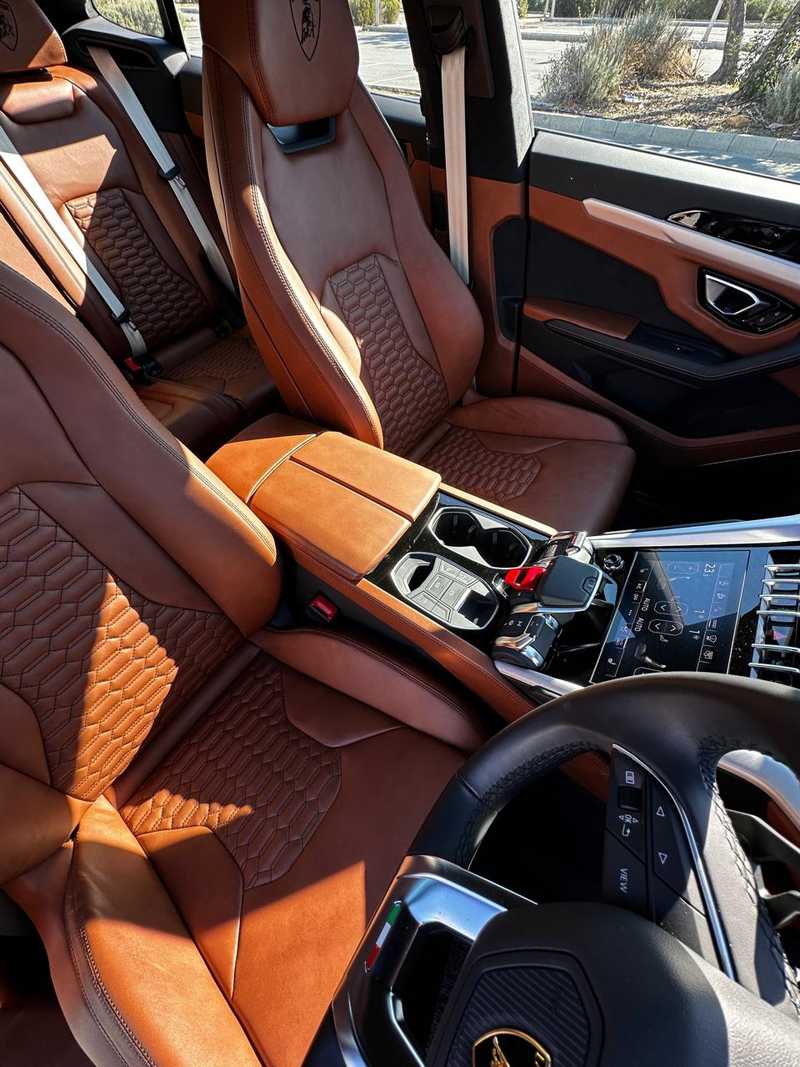 2024 Lamborghini Urus 4,0L 2024 Cyprus
