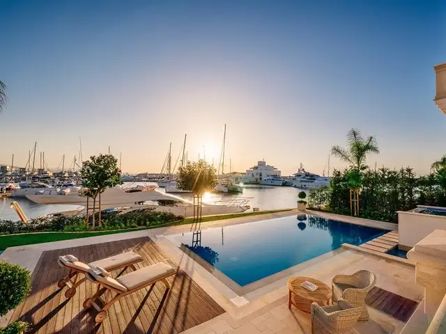 4-bedroom villa for sale, Limassol — Limassol Marina
