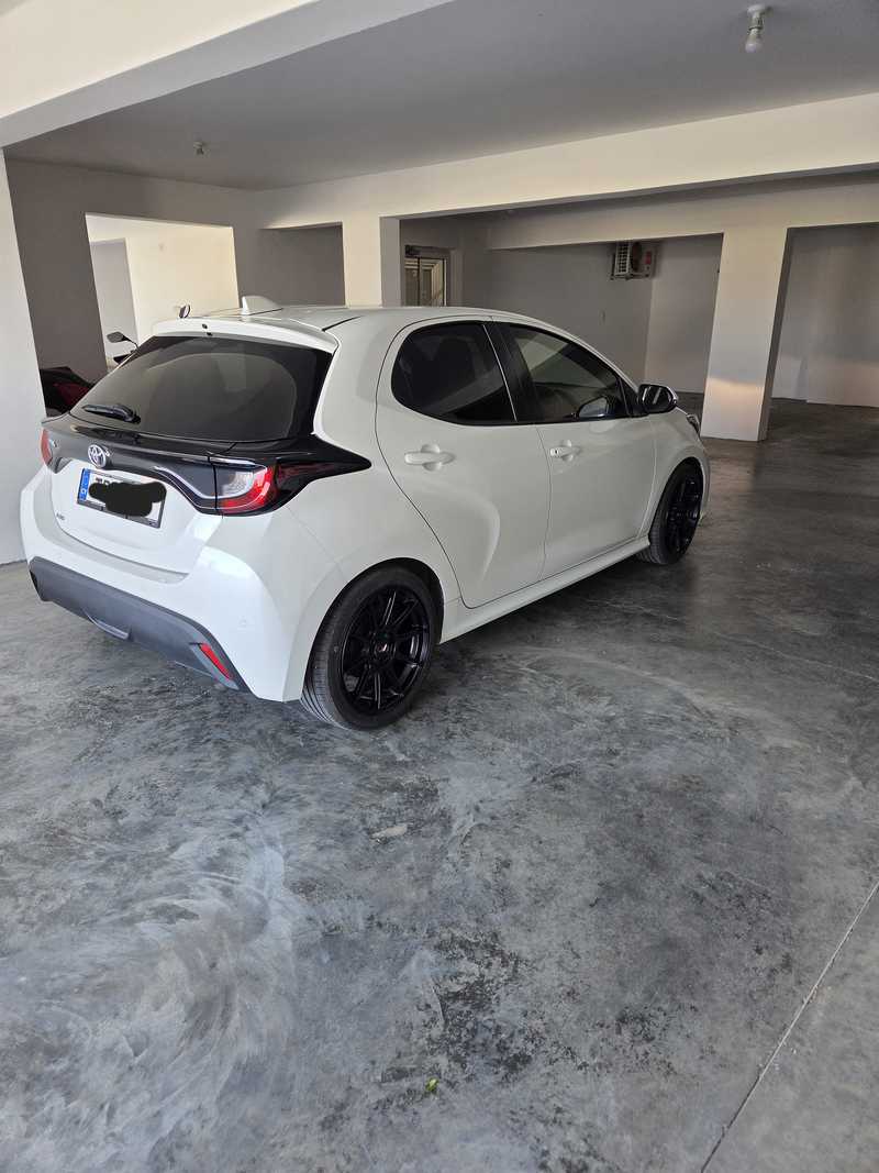 2022 Toyota Yaris 1,5L 2022 Cyprus