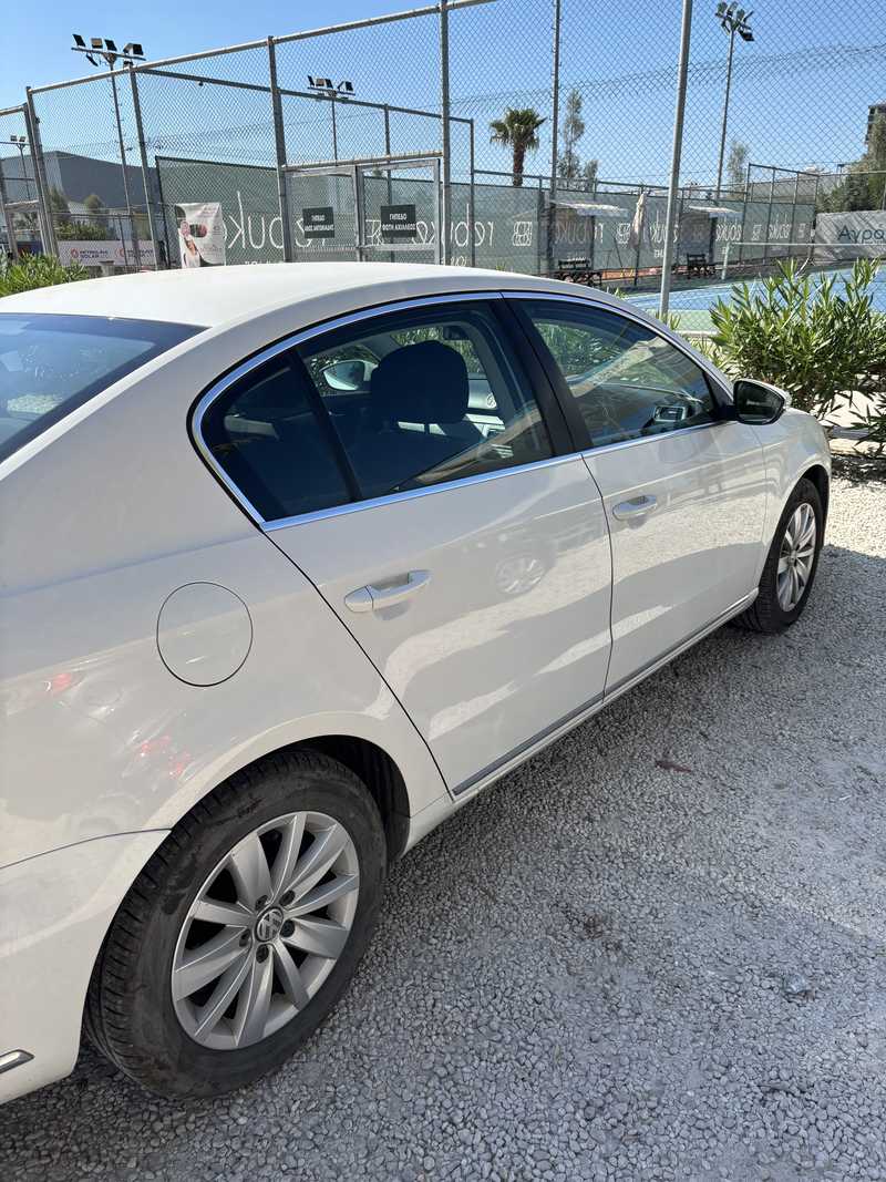 2013 Volkswagen Passat 1,4L 2013 Cyprus
