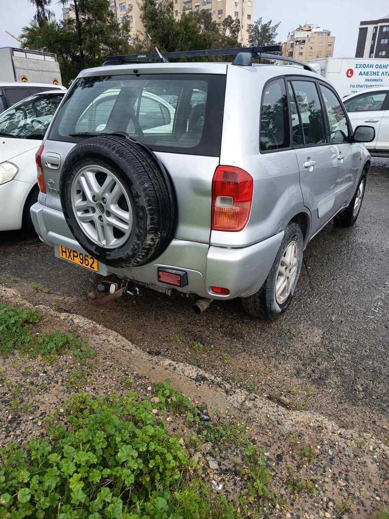 2001 Toyota RAV4 2,0L 2001 Cyprus