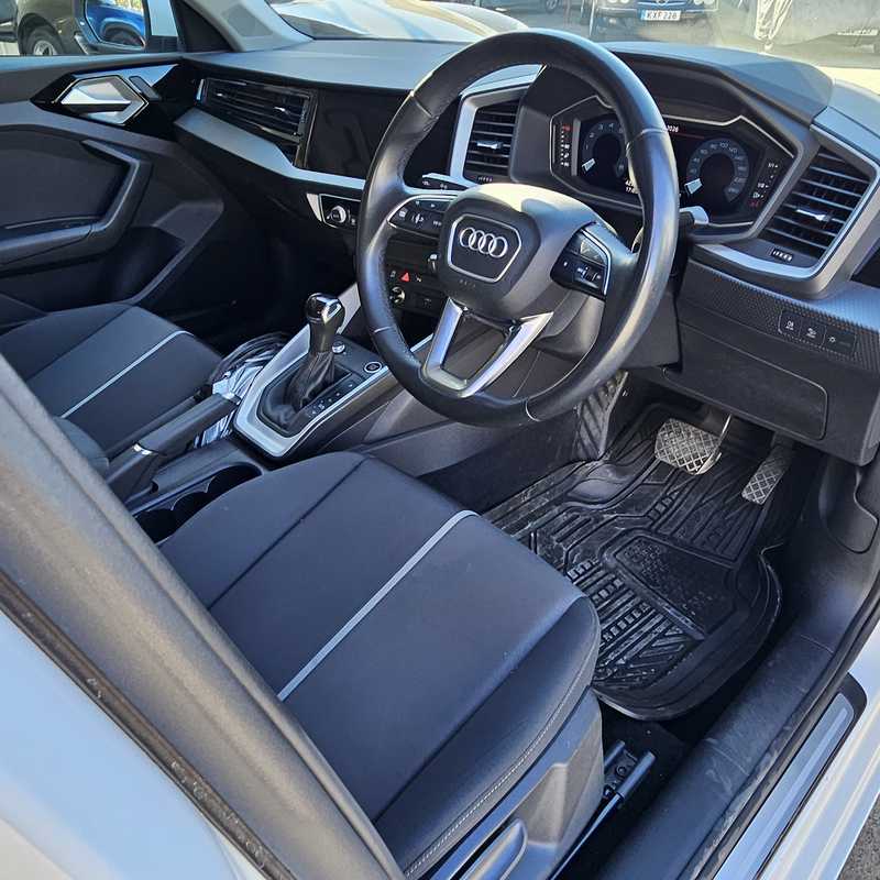 2022 Audi A1 1,0L 2022 Cyprus
