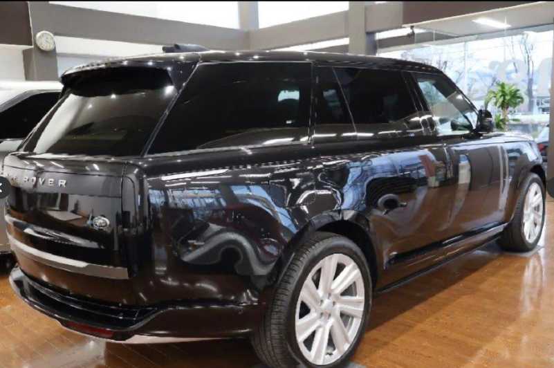 2024 Land Rover Range Rover Vogue 4,4L 2024 Cyprus
