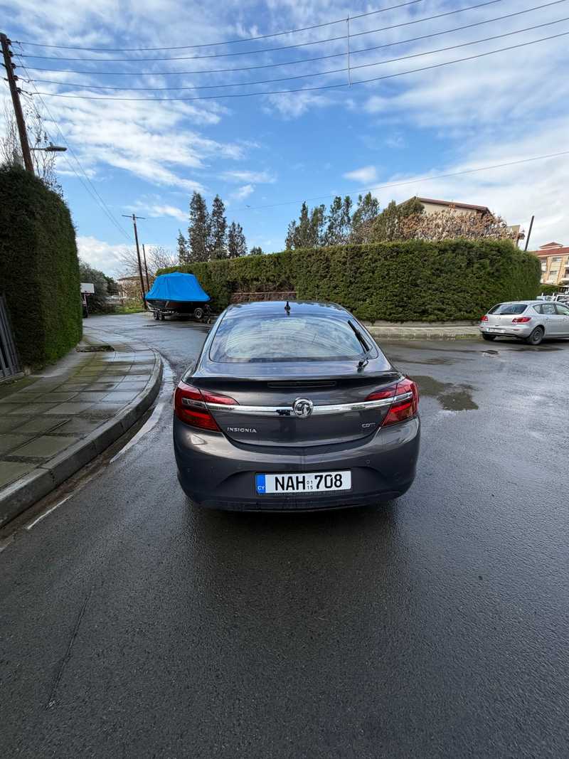 2015 Opel, Vauxhall Insignia 2,2L 2015 Cyprus