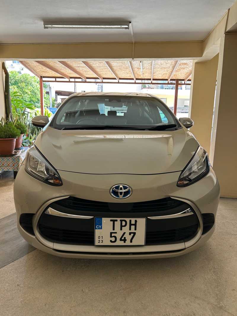 Toyota Aqua 1,5L 2023