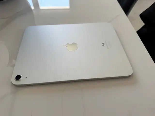 Ipad 10th gen in perfect condition, Nicosia — Lakatameia - Agios Nikolaos