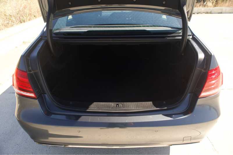 2013 Mercedes-Benz E-Class 2,2L 2013 Cyprus