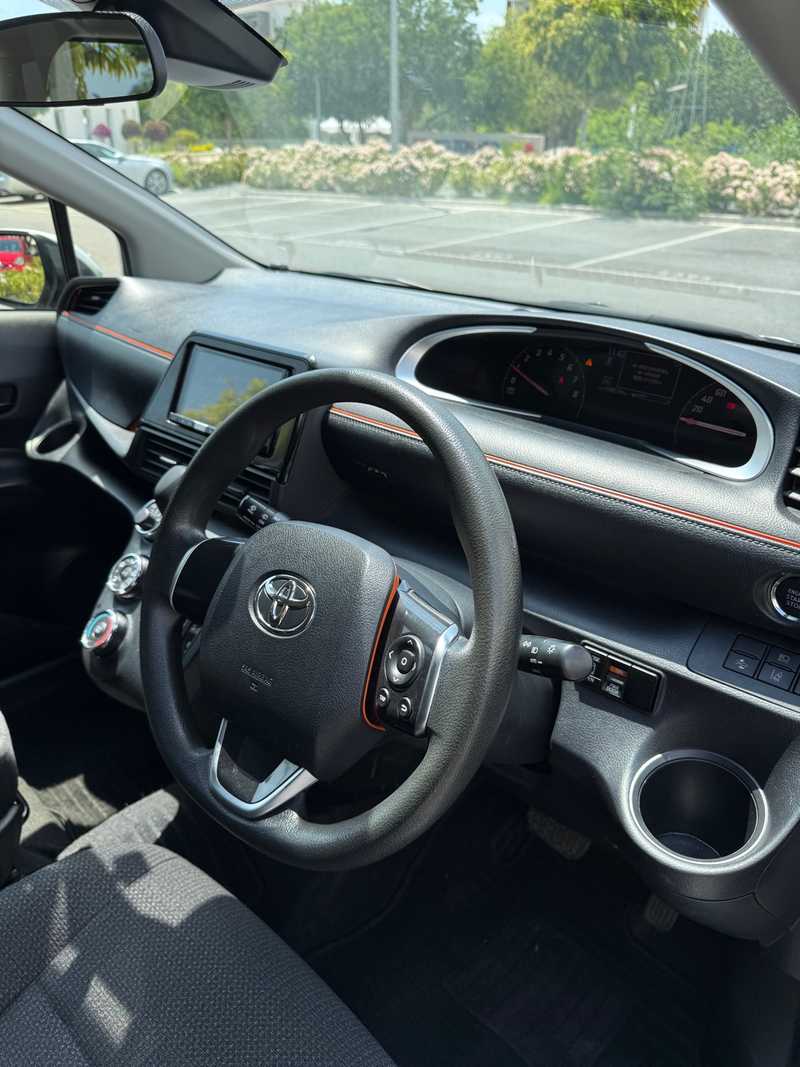 2022 Toyota Sienta 1,5L 2022 Cyprus