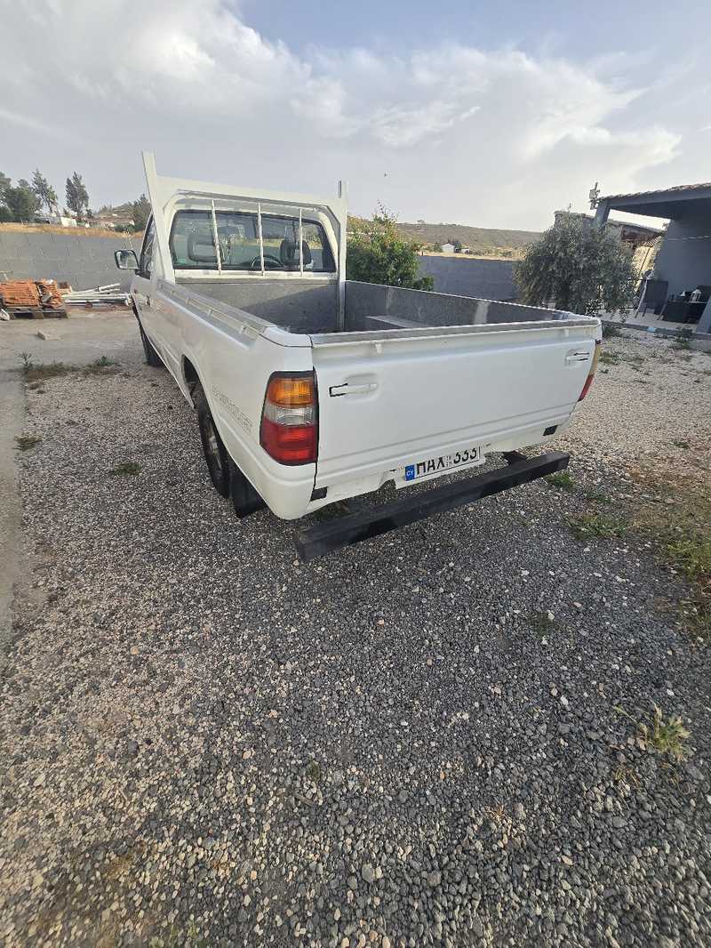 1999 Isuzu Pick-up 2,5L 1999 Cyprus