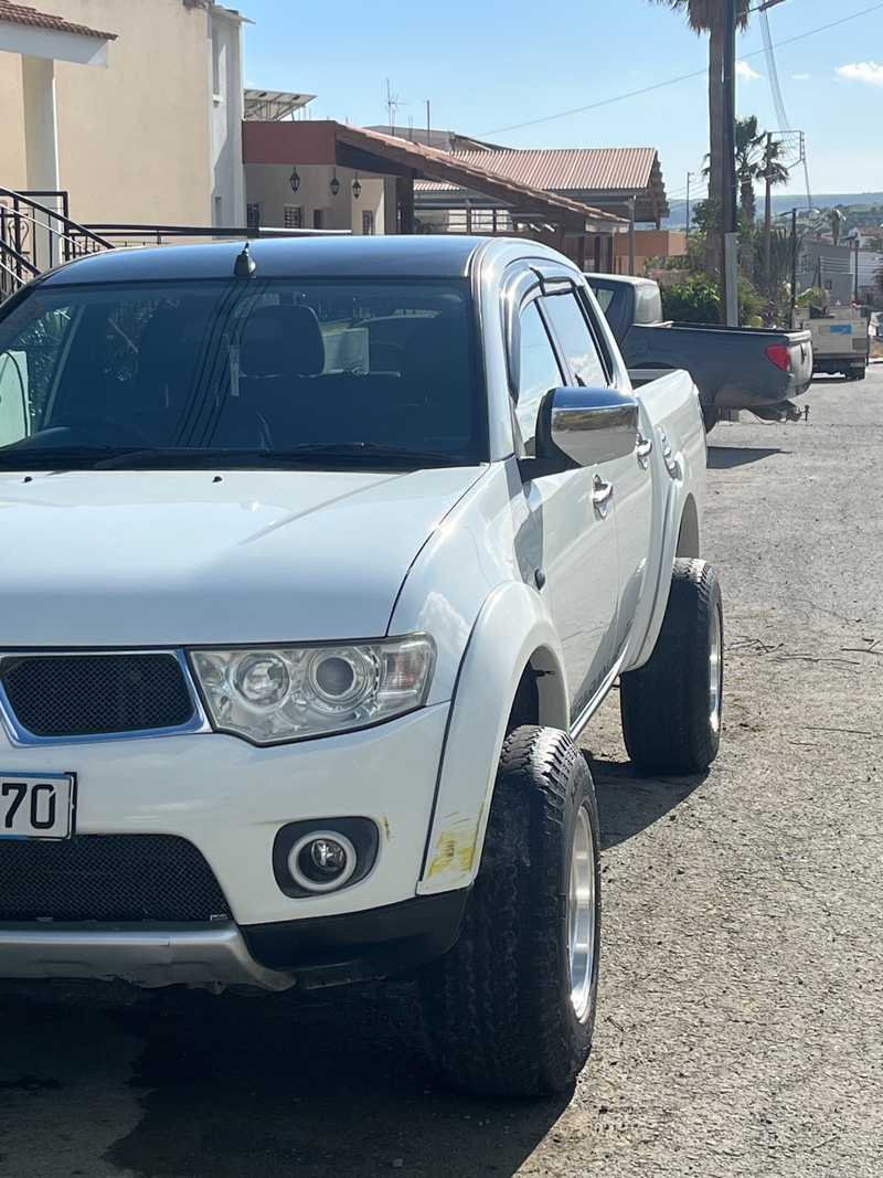 Mitsubishi L200 2,5L 2010