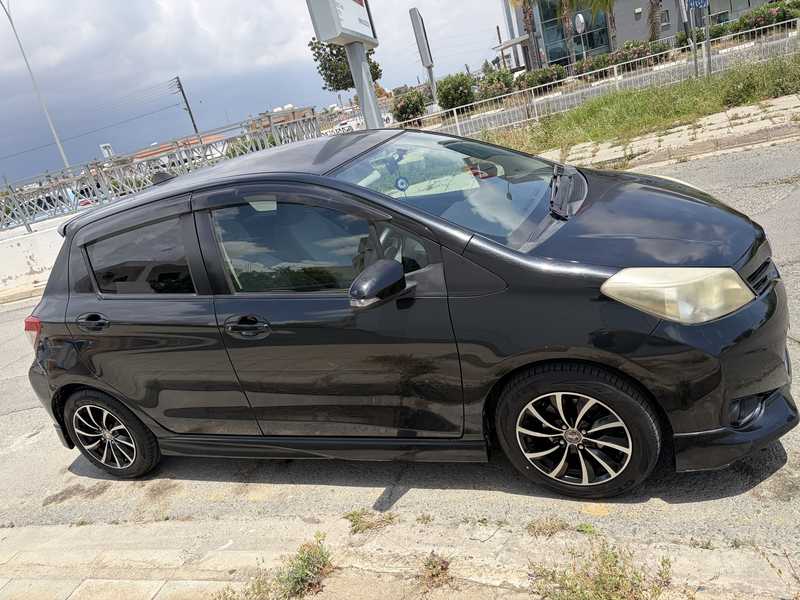 2011 Toyota Vitz 1,3L 2011 Cyprus