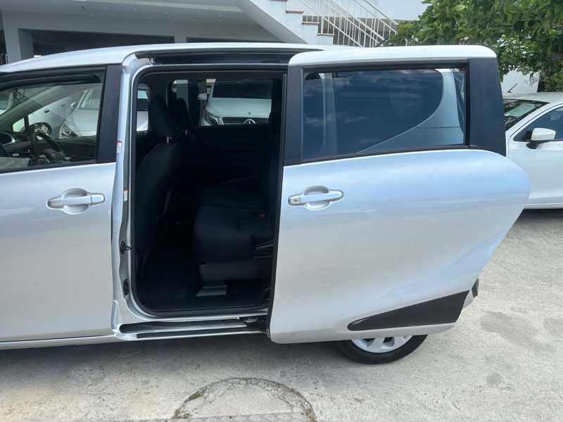 2016 Toyota Sienta 1,5L 2016 Cyprus