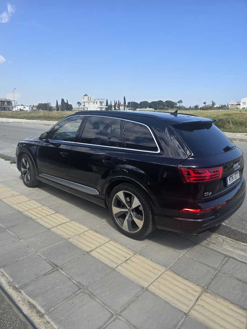 2016 Audi Q7 3,0L 2016 Cyprus