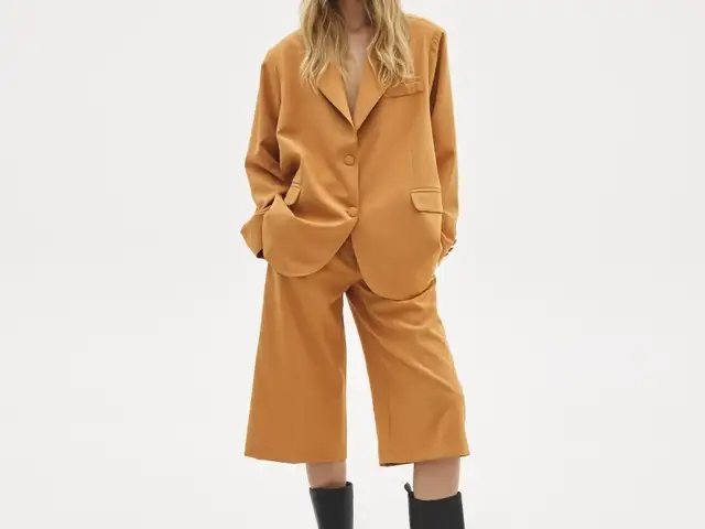 Sunsetgo erika oversized blazer caramel new with tags, Limassol — Limassol - Agia Zoni