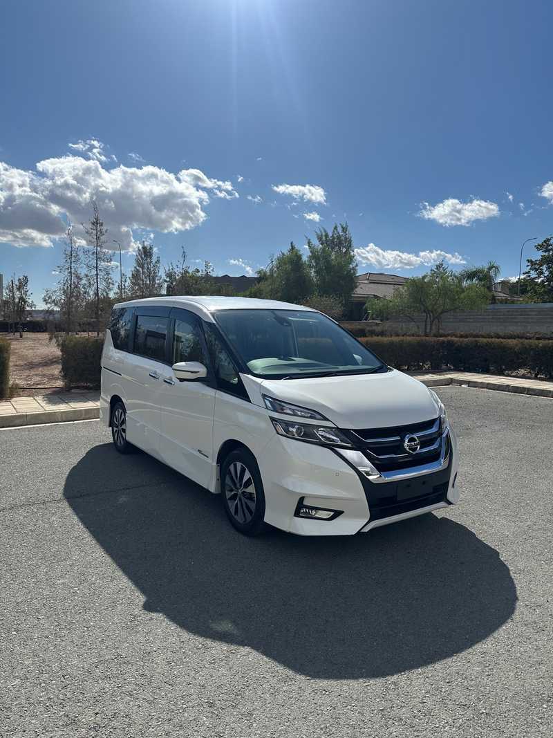 Nissan Serena 2,0L 2020