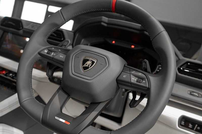 2026 Lamborghini Urus 4,0L 2026 Cyprus