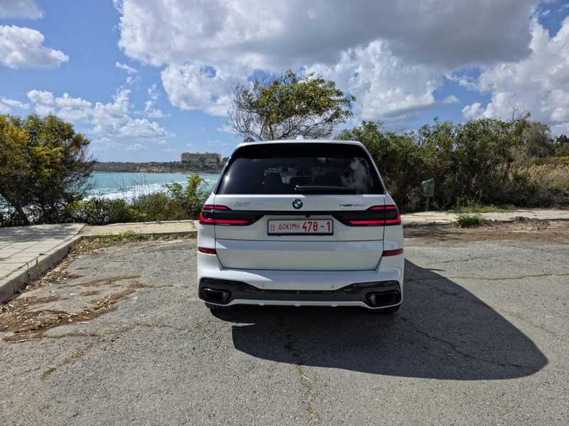 2024 BMW X7 3,0L 2024 Cyprus