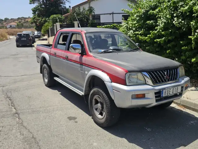 Mitsubishi L200