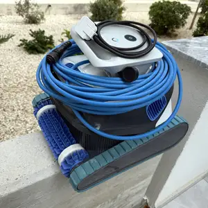 Maytronics dolphin s200 robotic pool cleaner, Επαρχία Πάφου — Χλώρακας