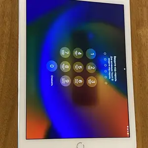 Apple ipad pro 9.7, 128gb wi-fi silver, Limassol — Limassol - Kapsalos