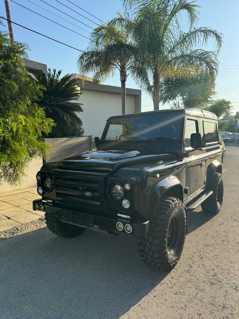 1997 Land Rover Defender 2,5L 1997 Cyprus