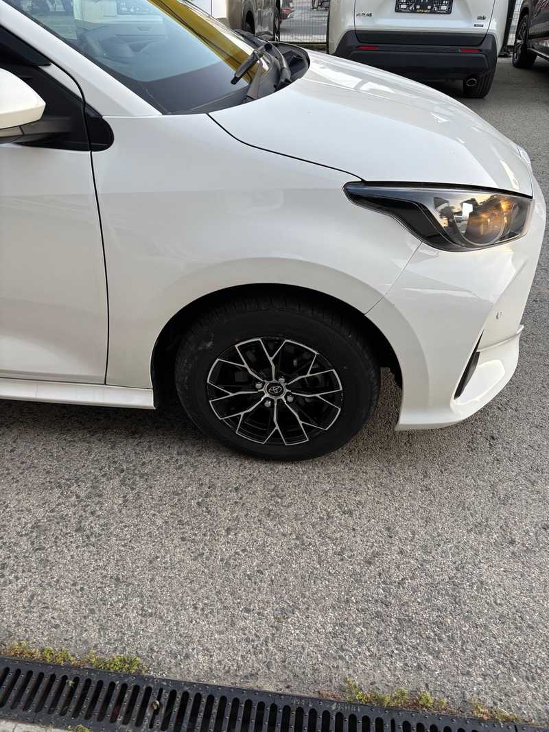 2021 Toyota Yaris 1,5L 2021 Cyprus