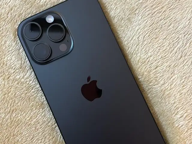 Iphone 16 pro 128 GB Global looks like very new battery health 91, Επαρχία Λεμεσού — Άγιος Τύχων Τουριστική Περιοχή