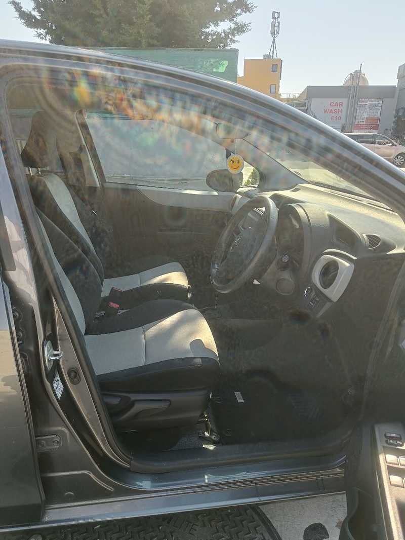 2011 Toyota Vitz 1,3L 2011 Cyprus