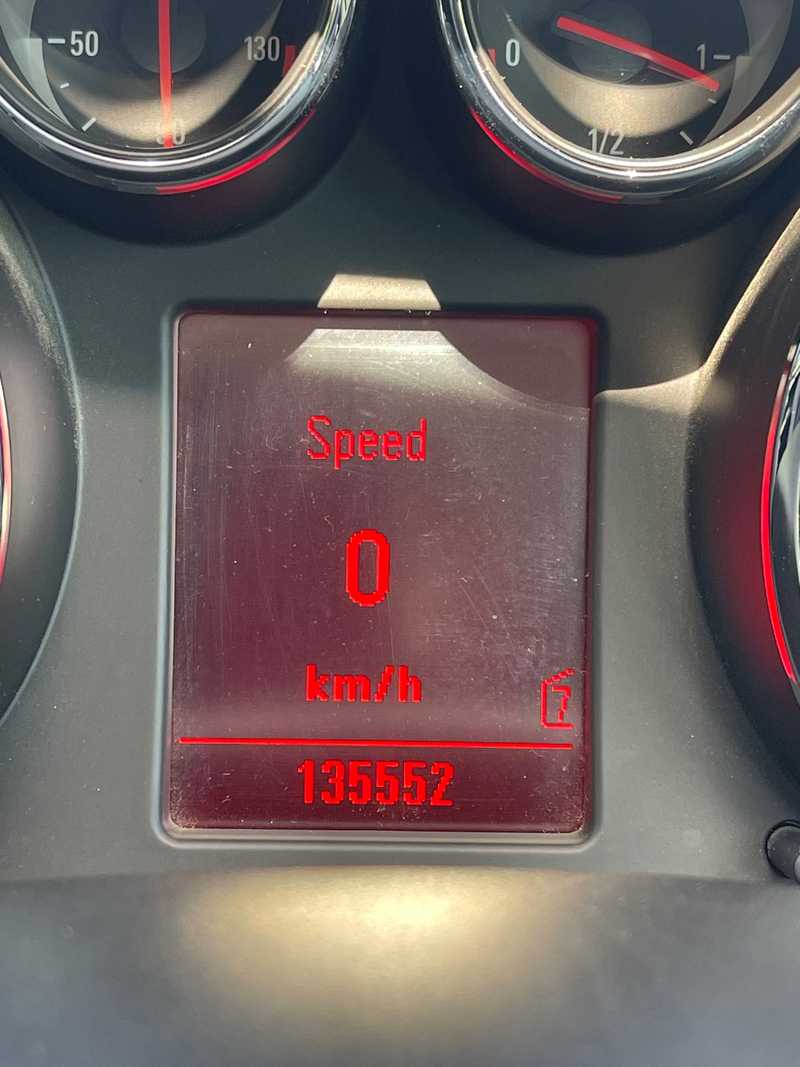 2010 Opel, Vauxhall Insignia 1,6L 2010 Cyprus