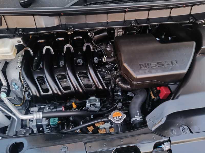 2021 Nissan Serena 2,0L 2021 Cyprus