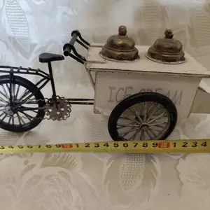 Vintage ice cream tricycle, Επαρχία Λάρνακας — Λάρνακα - Καμάρες
