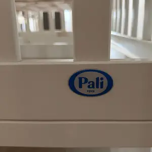 Pali 1919 wooden baby cot / crib with mattress & bedding set, Επαρχία Λεμεσού — Λεμεσός - Ομόνοια