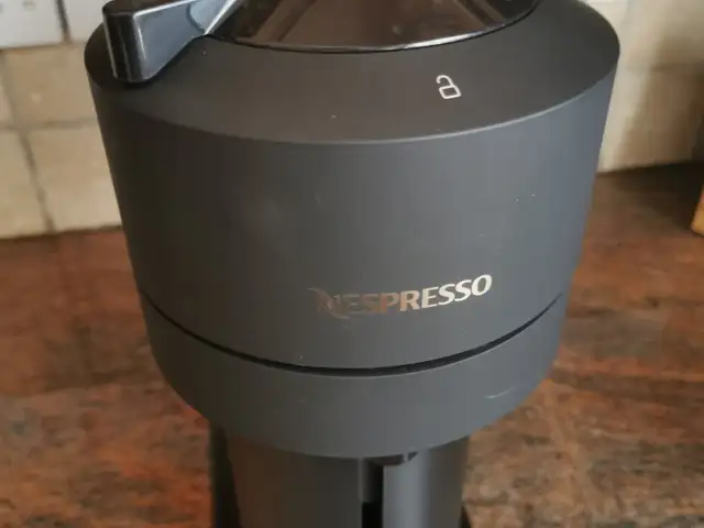 Nespresso vertuo coffee maker, Larnaca — Larnaka - Finikoudes