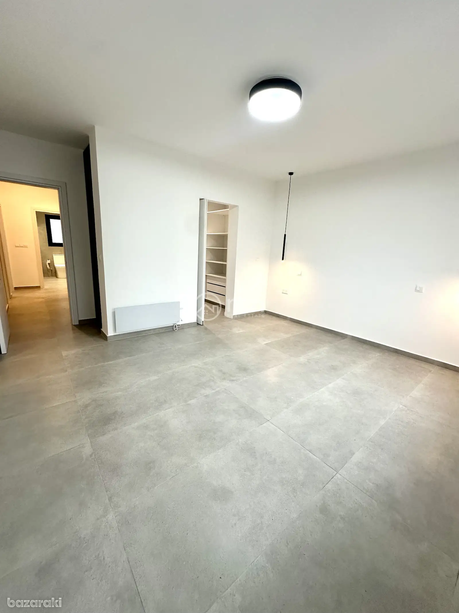 House, 3 bedrooms — 8
