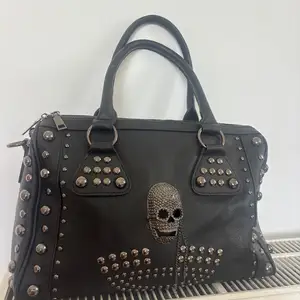 Vintage y2k goth bag, Επαρχία Λάρνακας — Αραδίππου - Άγιος Φανούριος