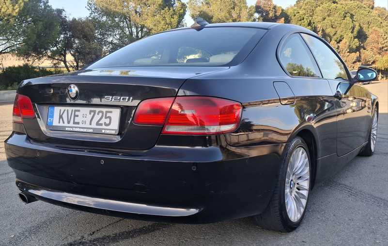 BMW 3-Series 2,0L 2009