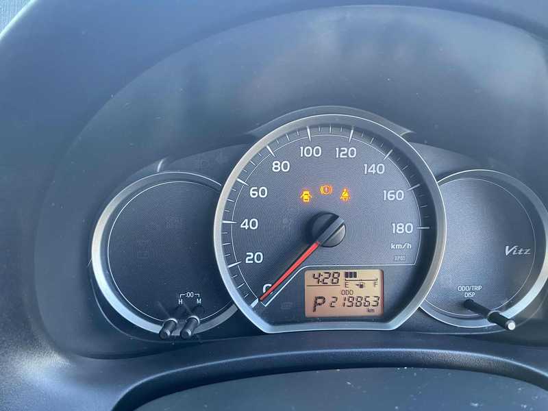 2013 Toyota Vitz 1,3L 2013 Cyprus